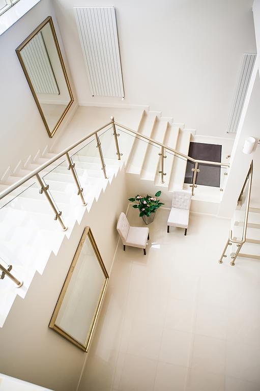 Hotel Piemont Pabianice Kültér fotó