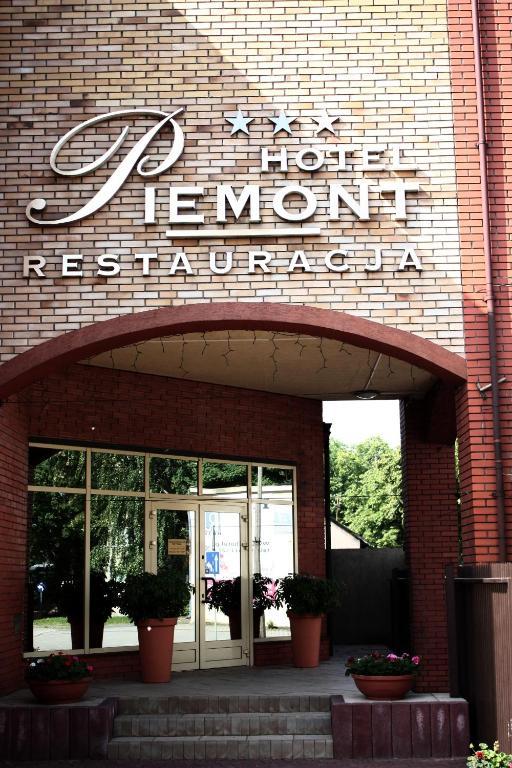 Hotel Piemont Pabianice Kültér fotó